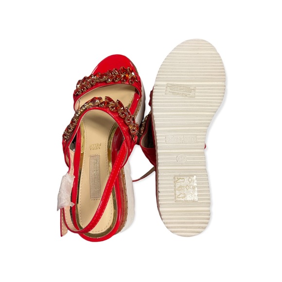 New with out tags- Primadonna Collection Vera Pelle Platform Sandals - Picture 6 of 7